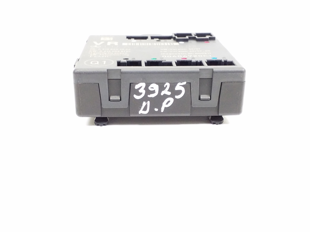 MERCEDES-BENZ C-Class W204/S204/C204 (2004-2015) Front Right Door Control Unit A2129004502,A2128203826,A2129028101 21985385