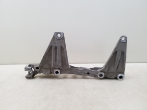 Mercedes Benz V-Class 447 (2014–2026) Rear differential mount - 2