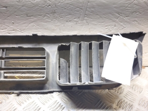 Volkswagen Transporter T5 (2003–2015) Kühlergrill 7H0807719 - 3