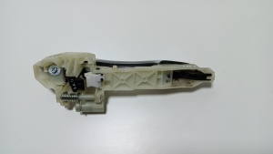 Kia Sorento (2014–2026) Rear side door exterior handle and its parts - 3