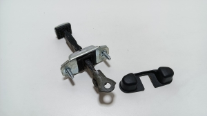 Kia Sorento (2014–2026) Rear side door opening limiter 79480C5000 - 4