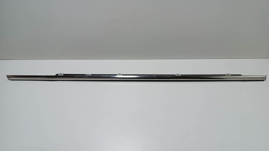 KIA Sorento 3 generation (2015-2020) Стеклоуплотнитель задней левой двери 83210C5000 20254674