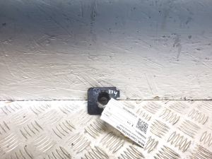 Halter für Einparkhilfe vorn - A1648800814