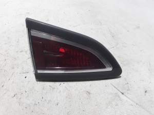  Rear light on cover 