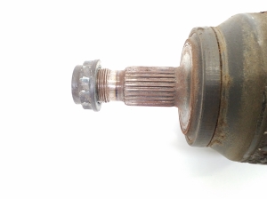 Mercedes Benz C-Class 204 (2007–2014) Tagumine veovõll ja selle osad A2043501910 - 3