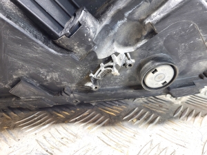 Volkswagen Passat B7 (2010–2014) Scheinwerfer vorne 3AB941005 - 3