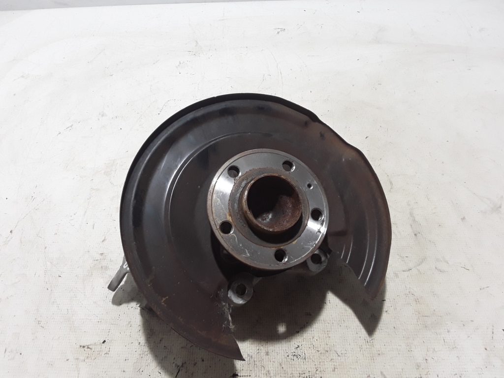 VOLVO XC40 1 generation (2017-2024) Rear Right Wheel Hub 32246251 21069021