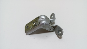 Kia Sorento (2014–2026) Front door top hinge 793102B010 - 3