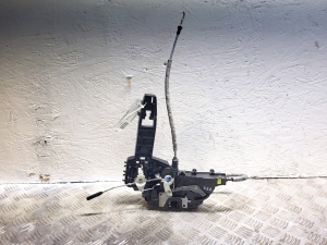 Mercedes Benz V-Class 447 (2014–2026) Front door lock A4477200035 - 3