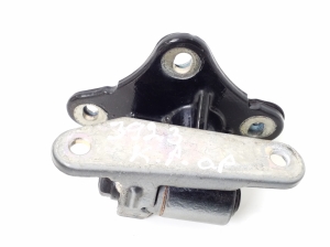 Mercedes Benz ML-Class 164 (2005–2011) Front door lower hinge A2517201537 - 4