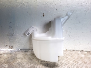 VOLVO V60 (2010–2018) Scheibenwaschbehälter vorne 31416283