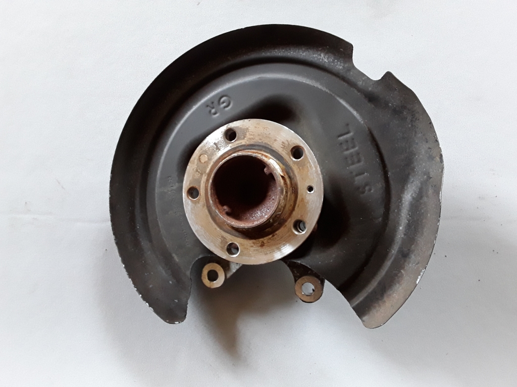Used Peugeot 3008 Rear hub 9829267880