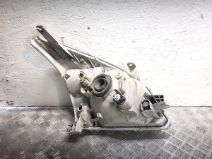 TOYOTA Land Cruiser 120 (2002–2009) Esituli 811706A060 - 2