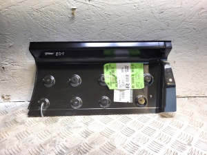 RENAULT Trafic III (2014–2022) Kere ja selle osad 781123465R - 2