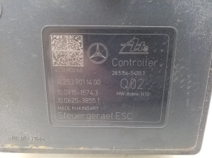 Mercedes Benz C-Class 205 (2014–2021) ABS plokk A2539011400 - 5