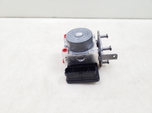 Mercedes Benz C-Class 205 (2014–2021) ABS plokk A2539011400 - 6