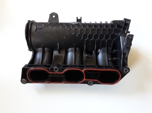   Intake manifold 