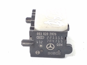 Mercedes Benz S-Class 221 (2005–2013) Airbagsensor A0038202926 - 4