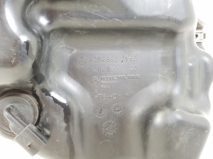 Mercedes Benz C-Class 204 (2007–2014) Front washer fluid reservoir A2048602160 - 3