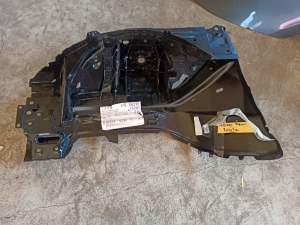 VOLVO S60 III (2018–2026) Eesmine tugijalg 32318538 - 3