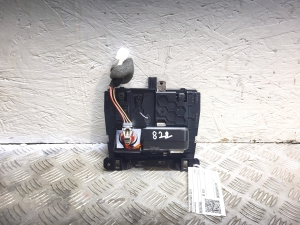 AUDI A5 (2007–2016) Eesmine tuhatoos 8K0857965 - 2
