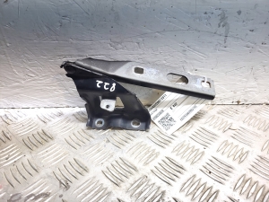 AUDI A5 (2007–2016) Hood hinge 8T0823302B - 2