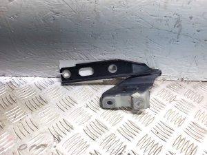 Hood hinge - 8T0823302B