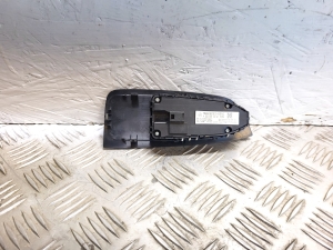 Mercedes Benz C-Class 205 (2014–2021) Fensterheberschalter vorne A2059050202 - 2