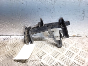 Headlight bracket - 43170757