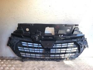 RENAULT Trafic III (2014–2022) Front grille 623109221R - 2