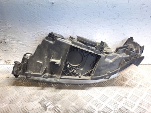 VOLVO V70 II (2000–2007) Scheinwerfer vorne 89900330 - 2