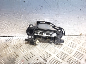 AUDI A6 C6 (2004–2011) Rear door exterior handle and its parts 4F0837886 - 2