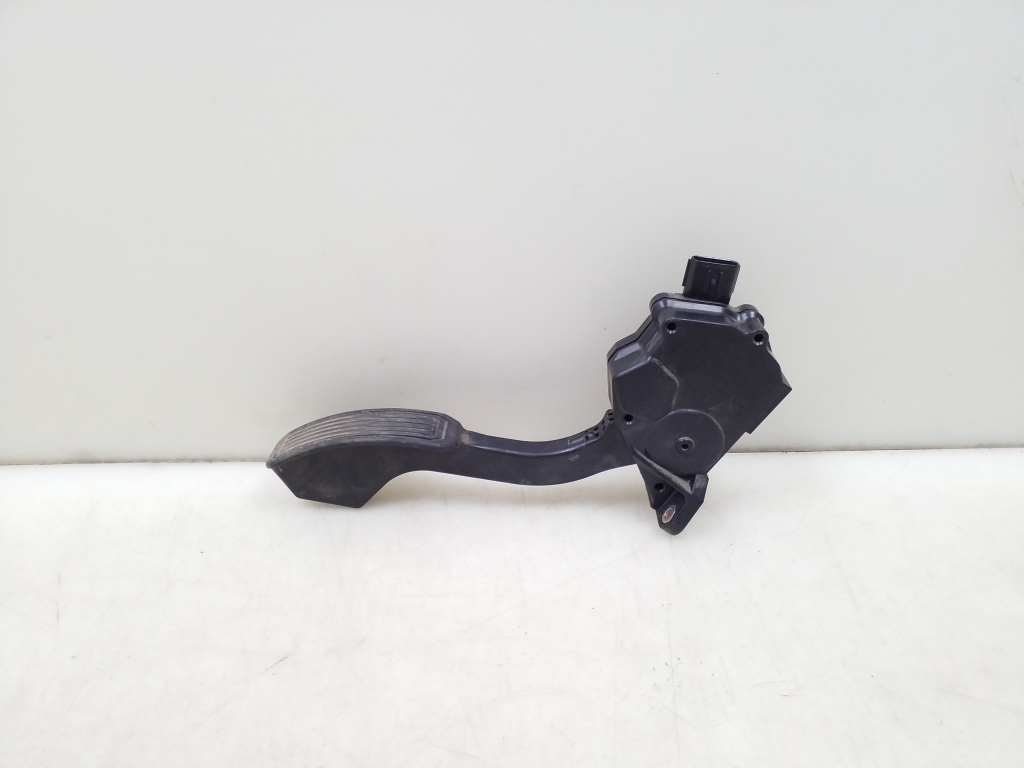 TOYOTA Prius 3 generation (XW30) (2009-2015) Throttle Pedal 7811012010 24977597