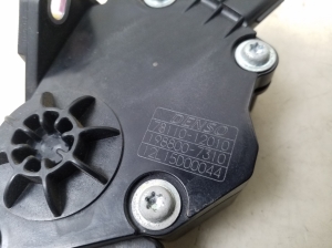 TOYOTA Prius W30/35 (2009–2015) Accelerator pedal 7811012010 - 4
