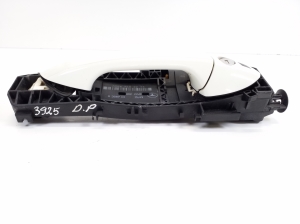 Mercedes Benz C-Class 204 (2007–2014) Front door external opening handle and its details A2047600270 - 2