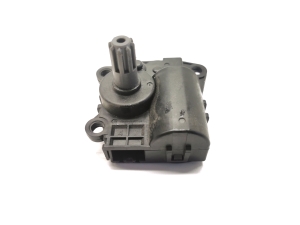 Tesla Model 3 3 (2016–2024) Heater flap actuator T92882B - 2