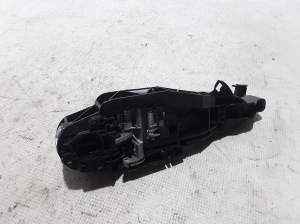 Peugeot 208 (2019–2026) Rear side door exterior handle and its parts - 3