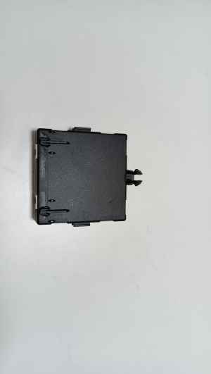 Mercedes Benz C-Class 205 (2014–2021) Rear side door control unit A2059001028 - 3