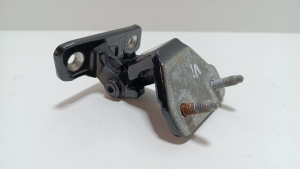 Mercedes Benz C-Class 205 (2014–2021) Rear side door upper hinge - 3