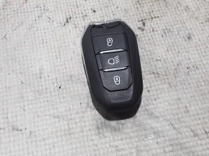   Ignition key 