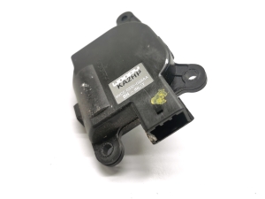 Tesla Model S S (2012–2026) Stellmotor Heizungsklappe D332GG6AA - 2