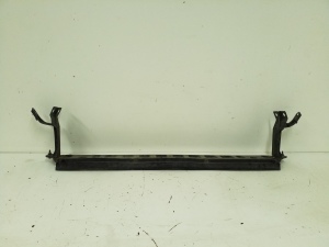  Cooling radiator bracket 