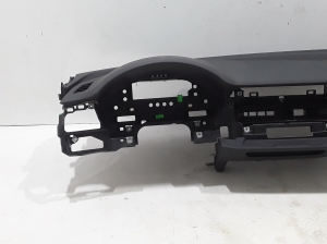 AUDI A4 B9 (2015–2026) Salona panelis (torpēda) 8W1857001H - 4