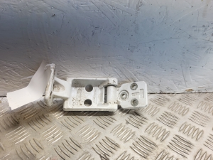 Mercedes Benz Sprinter /906/ (2006–2018) Tailgate hinge A9067400737 - 2