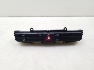 Hazard light switch - 9065453607