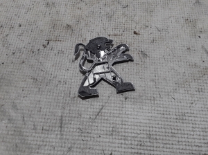 Peugeot 208 (2019–2026) Emblem 98276168DX - 2