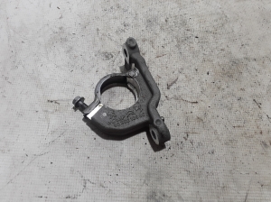 Peugeot 208 (2019–2026) Front drive shaft bracket 9830210680 - 3