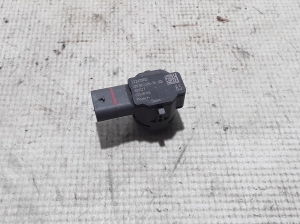 VOLVO XC90 (2015–2024) Front parking sensor 32243963 - 2