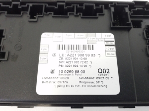 Mercedes Benz S-Class 221 (2005–2013) Rear side door control unit A2219009903 - 3