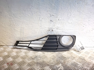 Front bumper fog lamp cover - 51117255369